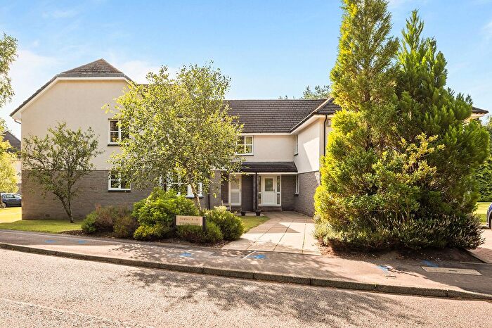 3 Bedroom Flat For Sale In Windsor Gardens, Auchterarder, PH3
