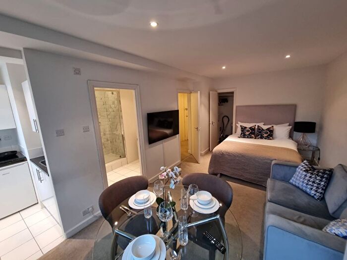 Studio To Rent In Hill Street, Mayfair, W1J
