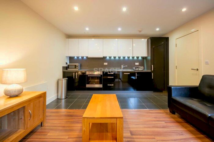 1 Bedroom Apartment To Rent In Heron House, Reading, RG2