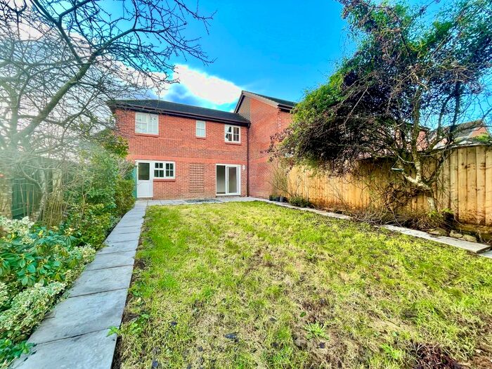 3 Bedroom Property To Rent In Woodend Road, Woolwell, Plymouth, PL6