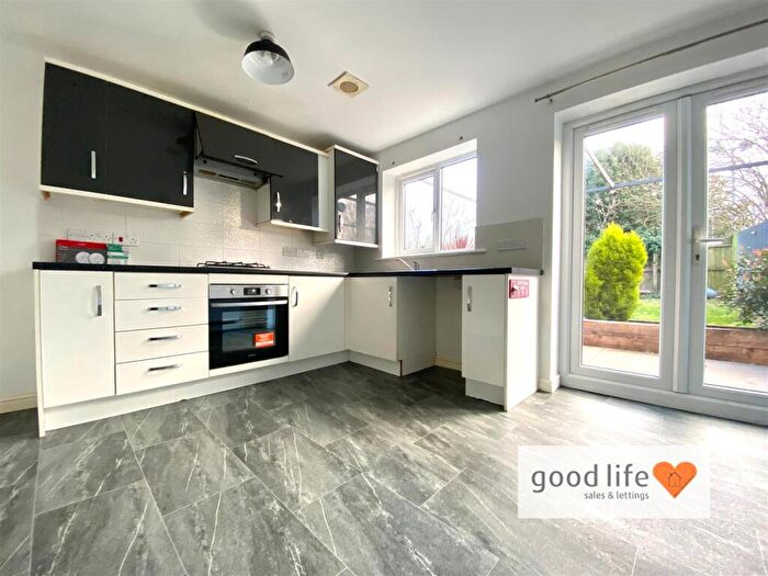 3 Bedroom Semi Detached House To Rent In Felixstowe Road, Ford Estate, Sunderland, SR4