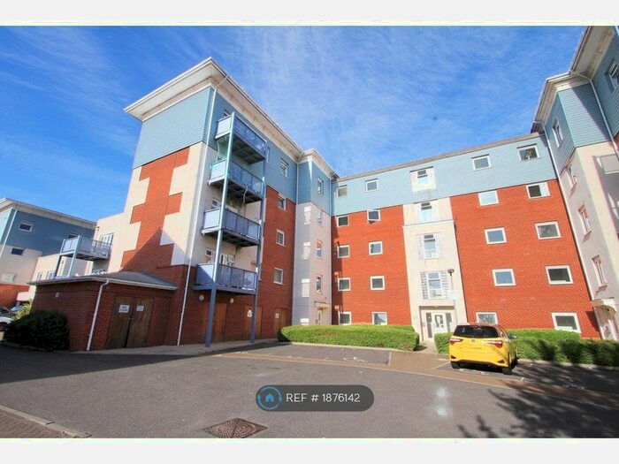 2 Bedroom Flat To Rent In Wraysbury Drive, West Drayton, UB7