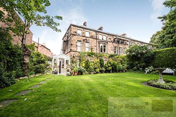 2 Bedroom Flat To Rent In Belle Grove Villas, Spital Tongues, Newcastle Upon Tyne, NE2