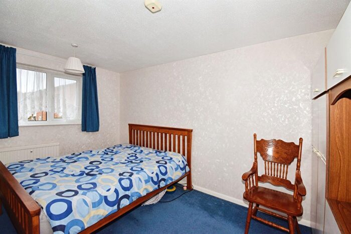 2 Bedroom Semi-Detached House For Sale In Malham Way, Oadby, Leicester, LE2