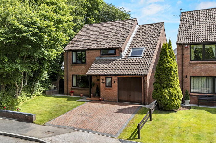 4 Bedroom Detached House For Sale In Orchard Drive, Three Crosses, Swansea, SA4
