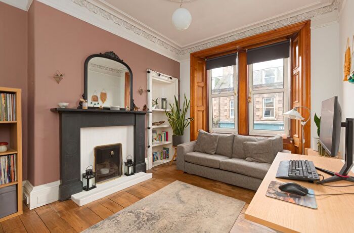 1 Bedroom Flat For Sale In / Shandon Place, Edinburgh, EH11