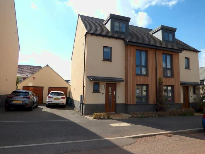 4 Bedroom Semi-Detached House To Rent In Alexander Road, Frenchay, Bristol, BS16