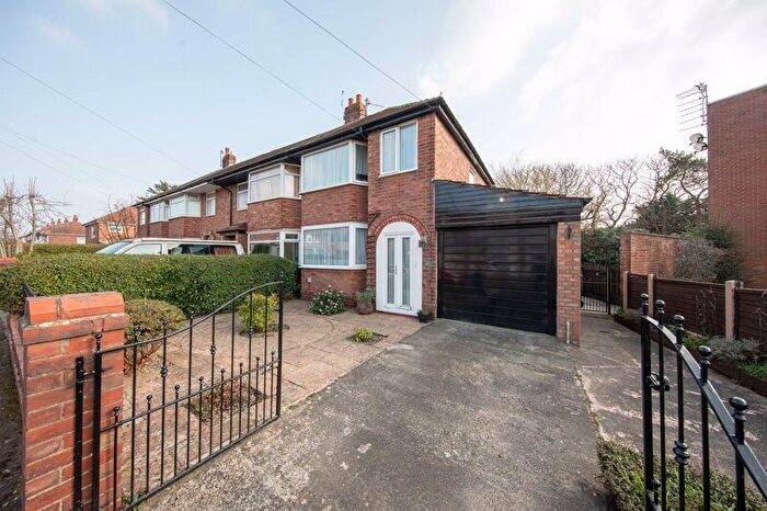 3 Bedroom Semi-Detached House For Sale In No., Chester Avenue, Poulton-le-Fylde, Lancs, FY6