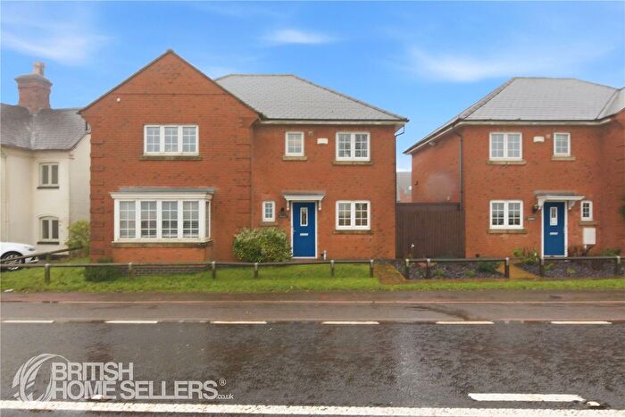 3 Bedroom Semi-Detached House For Sale In Uppingham Road, Skeffington, Leicester, Leicestershire, LE7