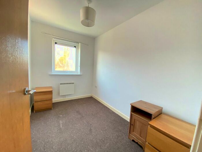 3 Bedroom Flat To Rent In Foster Street, Salford, M5