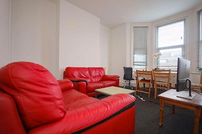 5 Bedroom Property To Rent In Springbourne, Bournemouth, BH8