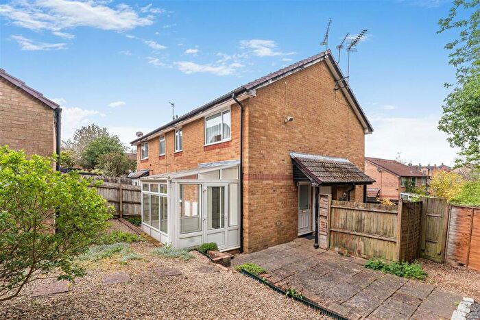 1 Bedroom End Of Terrace House For Sale In Rosedale Avenue, Banbury, OX16