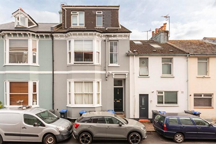 1 Bedroom Apartment For Sale In New Road, Shoreham-By-Sea, BN43