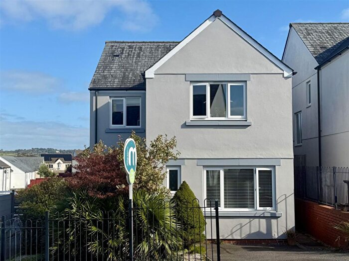 4 Bedroom Detached House For Sale In Mountside Road, Par, PL24