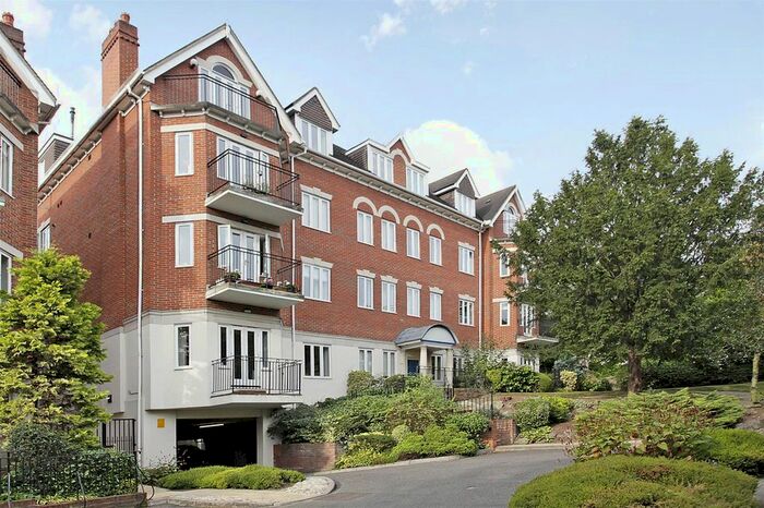 2 Bedroom Flat To Rent In Holly Lodge, Wimbledon Hill Road, Wimbledon, SW19