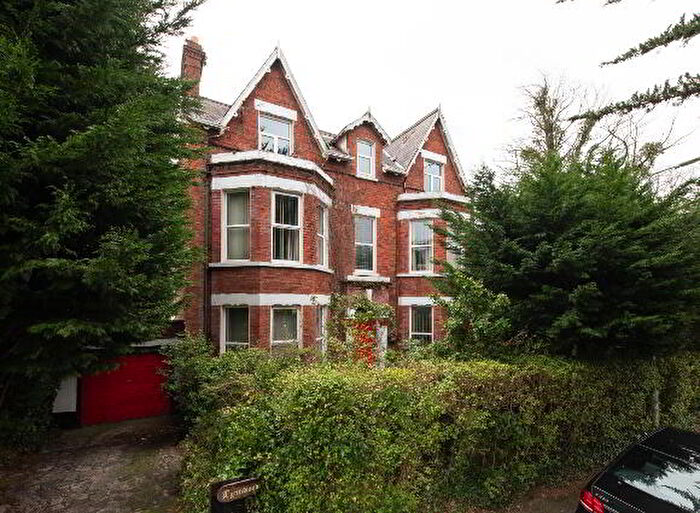 8 Bedroom Detached House For Sale In Lynnwood, Belfast, BT15