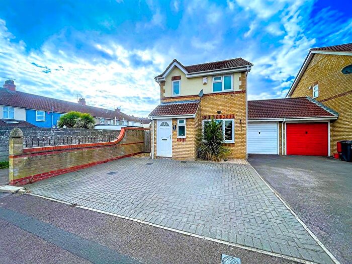 3 Bedroom Link Detached House For Sale In Norfolk Road, Weston-Super-Mare, BS23