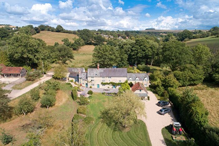 5 Bedroom Detached House For Sale In French Mill Lane, Shaftesbury, Dorset, SP7