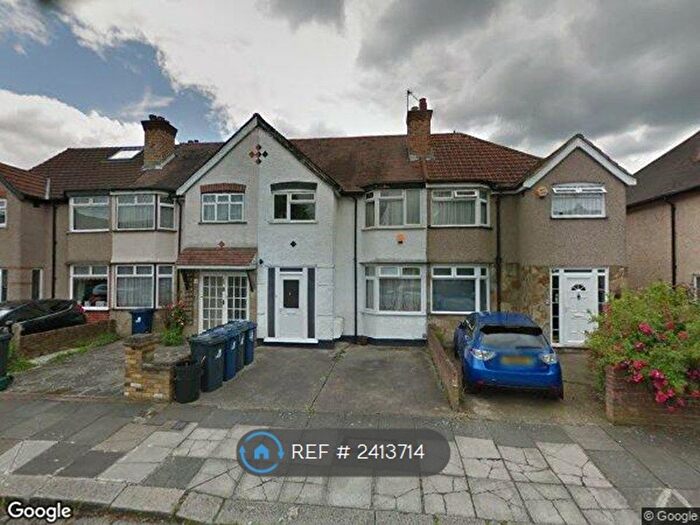 1 Bedroom Maisonette To Rent In Pembroke Road, Greenford, UB6