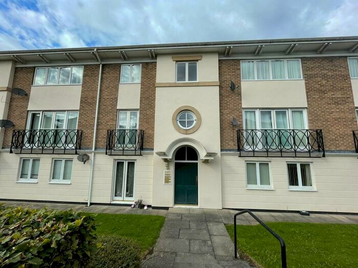 2 Bedroom Apartment To Rent In Hawkesbury Mews, Darlington, DL3