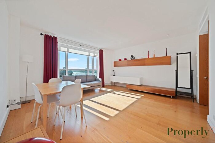 2 Bedroom Apartment To Rent In Belgrave Court, Westferry Circus, London, E14