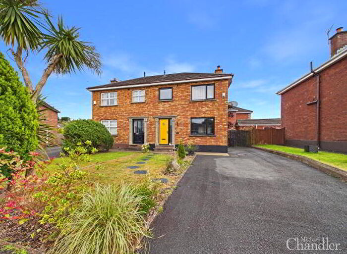 3 Bedroom House For Sale In Greenwood Hill, Belfast, BT8