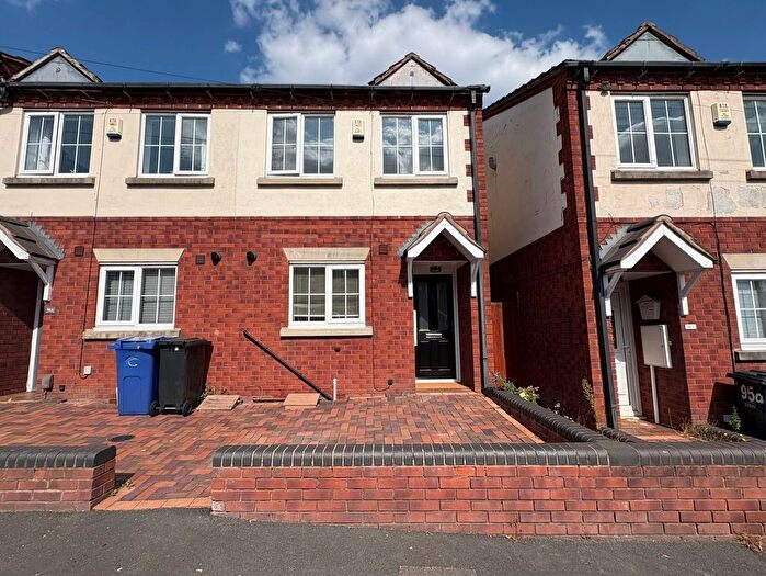2 Bedroom Terraced House To Rent In High Street, Quarry Bank, Brierley Hill, DY5