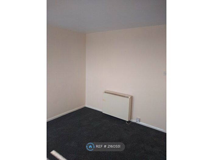 2 Bedroom Flat To Rent In Spondon, Spondon, DE21