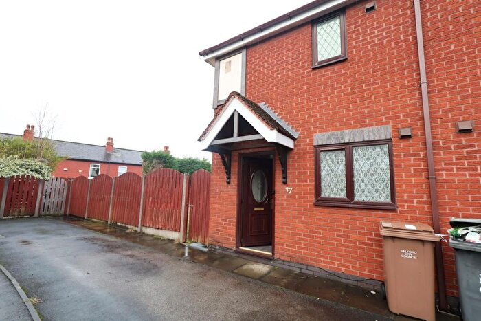 2 Bedroom Mews For Sale In Waterslea, Eccles, M30