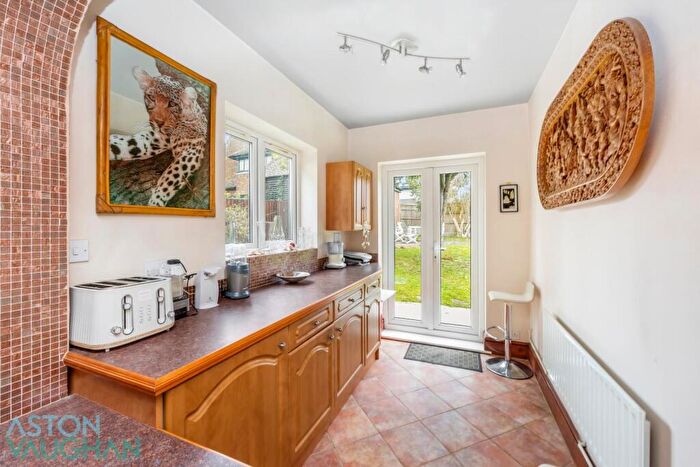 5 Bedroom Detached House For Sale In Orpen Road, Hove, BN3
