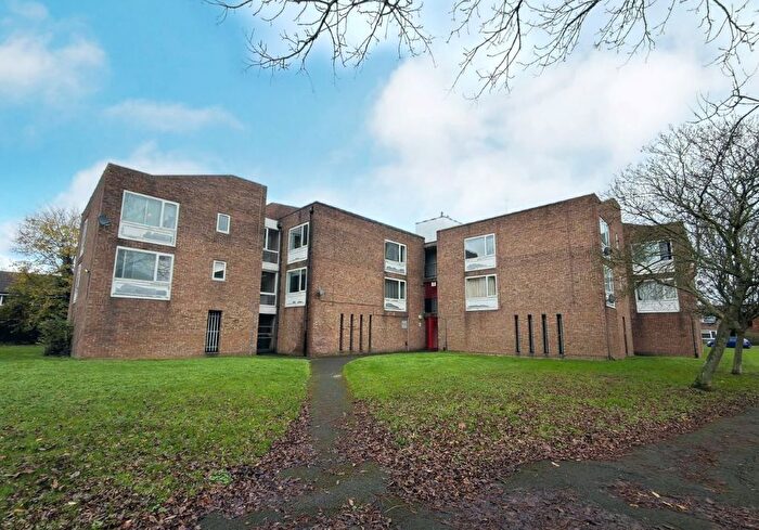 1 Bedroom Flat For Sale In Shackleton Court, Whitley Close, Staines-Upon-Thames, Middlesex, TW19