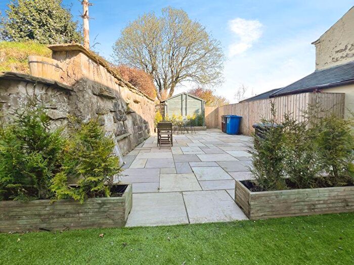 2 Bedroom Cottage For Sale In Chapeltown Road, Bromley Cross - No Onward Chain, BL7