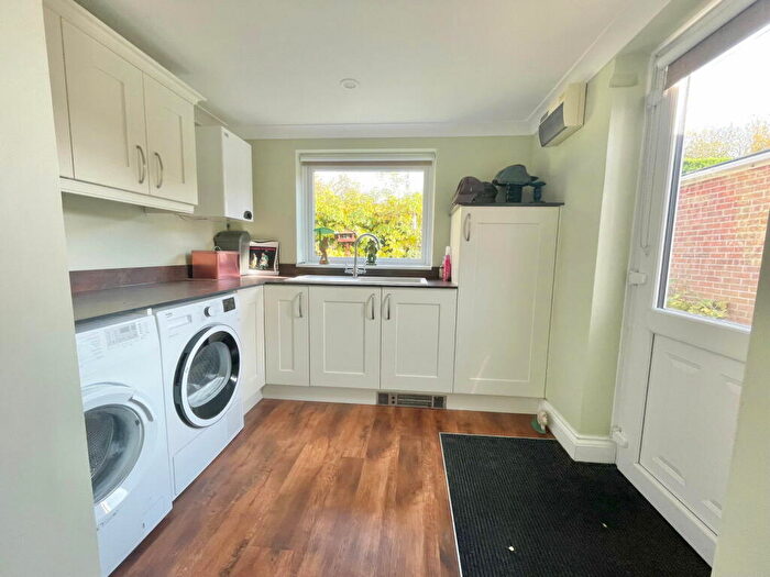 2 Bedroom Detached Bungalow For Sale In The Street, Winfarthing, IP22