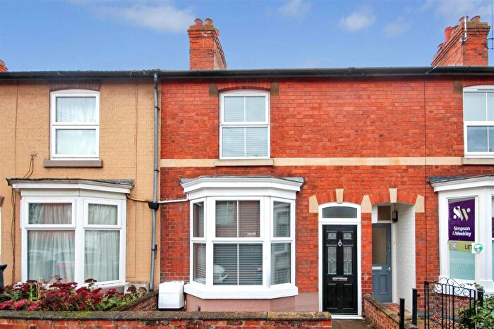 2 Bedroom Terraced House To Rent In Spencer Road, Rushden, NN10