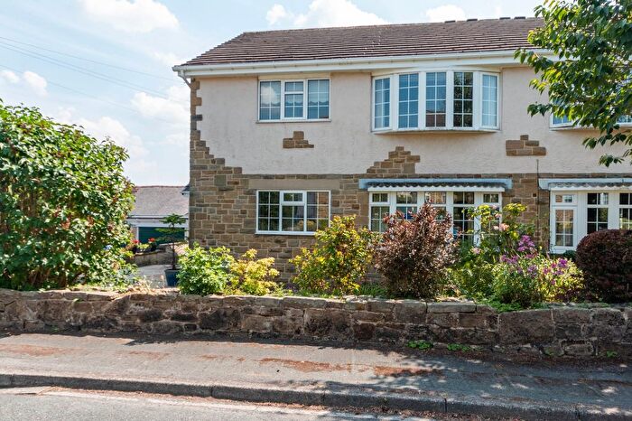 2 Bedroom Flat For Sale In Bircham Close, Bingley, West Yorkshire, BD16