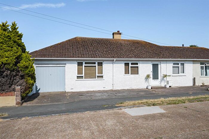 3 Bedroom Semi-Detached Bungalow For Sale In Edith Avenue, Peacehaven, BN10
