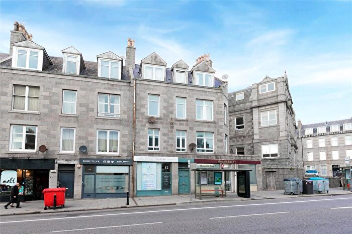 2 Bedroom Flat To Rent In Holburn Street, Aberdeen, AB10