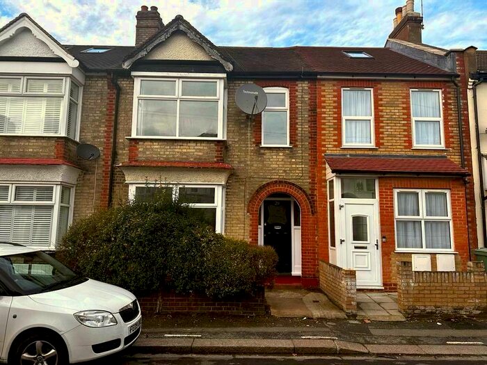 3 Bedroom Terraced House To Rent In Alpha Road, London, E4