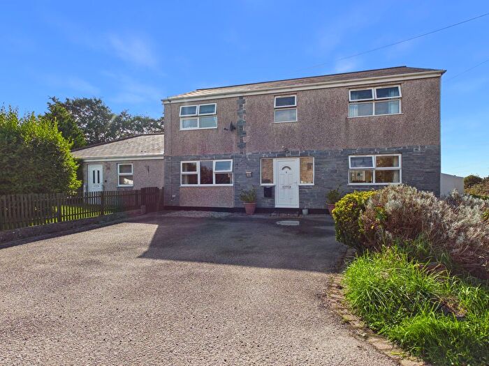 5 Bedroom Detached House For Sale In West Seton, West Seaton, Camborne, TR14
