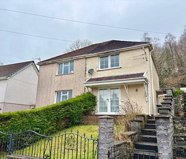 2 Bedroom Semi-Detached House For Sale In Tanydarren, Cilmaengwyn, Pontardawe, Swansea., SA8