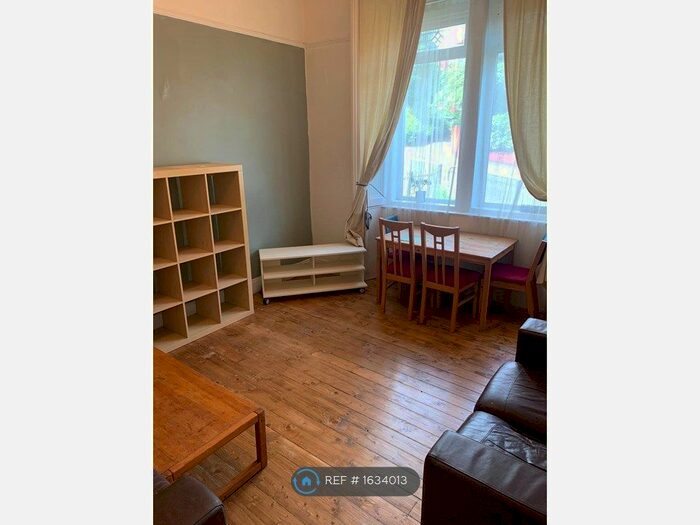 2 Bedroom Flat To Rent In Garnethill Street, Glasgow, G3