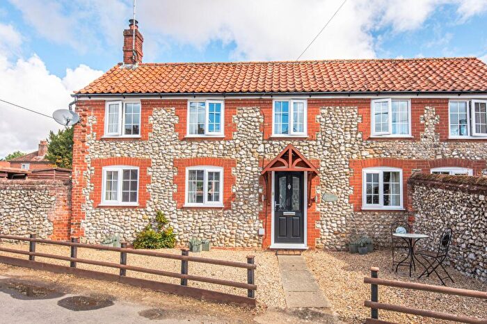 2 Bedroom Cottage For Sale In Detached Two Bedroom Cottage In Docking, PE31
