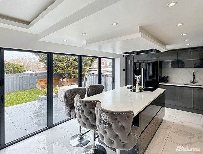 4 Bedroom Semi-Detached House For Sale In Claremont Drive, Farnworth, Widnes, WA8