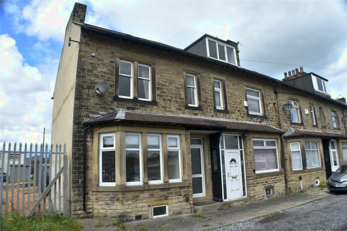 3 Bedroom House To Rent In Murdoch Street, Keighley, BD21