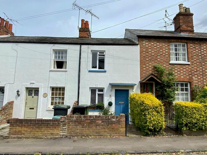 2 Bedroom Terraced House To Rent In Church Street, Henley-On-Thames, RG9