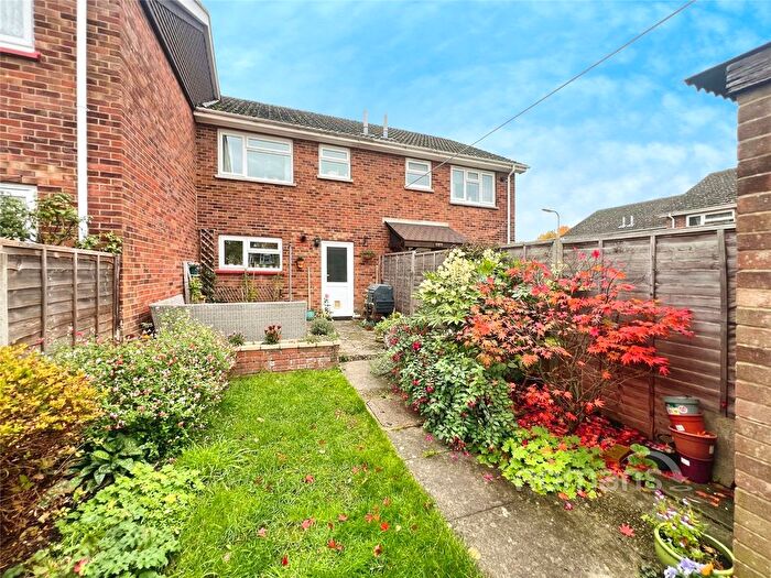 2 Bedroom Terraced House For Sale In Andover Way, Aldershot, Hampshire, GU11