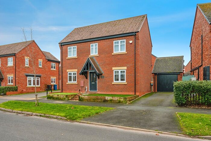 4 Bedroom Detached House For Sale In Thompson Way, Streethay, Lichfield, WS13