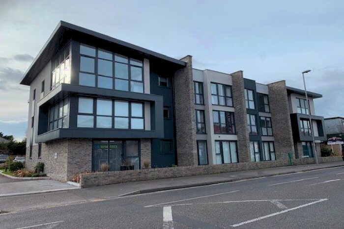 1 Bedroom Flat To Rent In Barrack Court, Christchurch, BH23