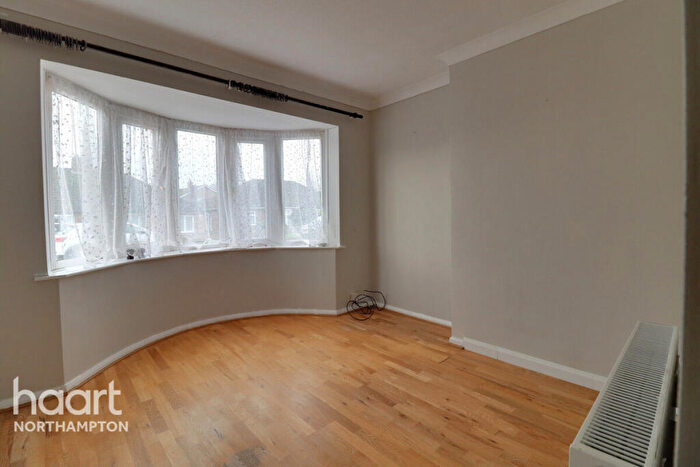 3 Bedroom Bungalow To Rent In Tann Road, Wellingborough, NN9