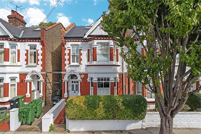 4 Bedroom Flat For Sale In Woodlawn Road, Hammersmith And Fulham, London, SW6